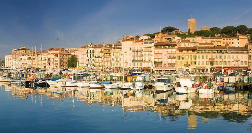 zbor,bilet,avion,ieftin,vacanta,cazare,cannes,franta,travelator