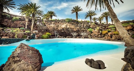 lanzarote, insulele canare, vacanta ieftina, diy, zbor ieftin, pont, travelator.ro