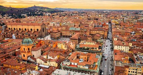 zboruri ieftine, vacante ieftine, zboruri si vacante ieftine, travelator.ro, ponturi vacanta, bologna, rimini, italia, city break ieftin, city break bologna, city break rimini,