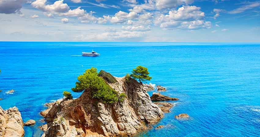 zboruri ieftine, vacanta ieftine, zboruri si vacante ieftine, costa brava, spania, vacanta ieftina costa brava, vacanta ieftina spania, ponturi vacanta, calatorii, zboruri low cost,