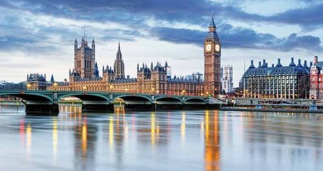 ghid travelator, ce sa nu ratezi, ce sa nu ratezi in londra, travelator.ro, londra, anglia, ponturi vacanta, casa parlamentului, big ben, palatul buckingham, catedrala westminster, piata trafalgar, zboruri si vacante ieftine, catedrala saint paul, muzeul britanic, parcul hyde, london eye, muzeul de istorie naturala, galeria nationala, covent garden, turnul londrei, tower bridge, muzeul victoria