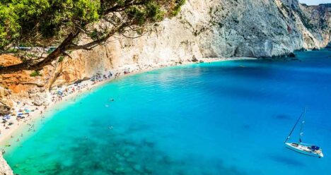 cele mai frumoase plaje, plaje europa, travelator.ro, ponturi vacanta, calatorii, zboruri si vacante ieftine, porto katsiki, lefkada