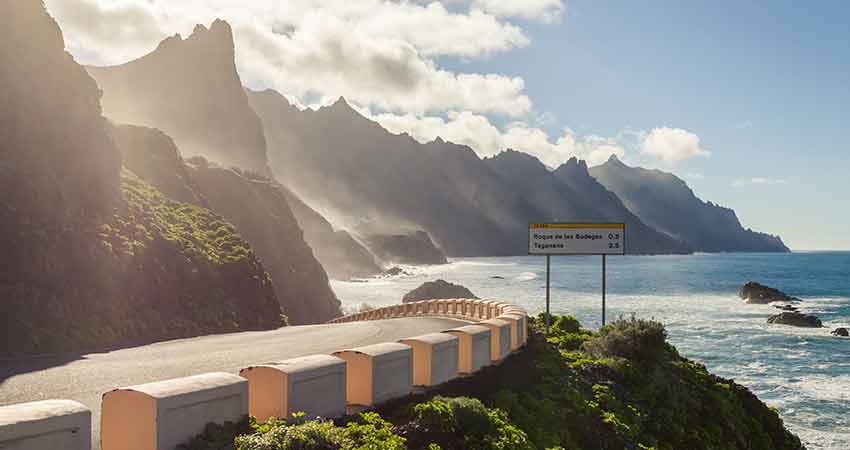 zboruri ieftine, vacante ieftine, tenerife, insulele canare, spania, travelator.ro, ponturi, cazare ieftina, vacanta august 2017
