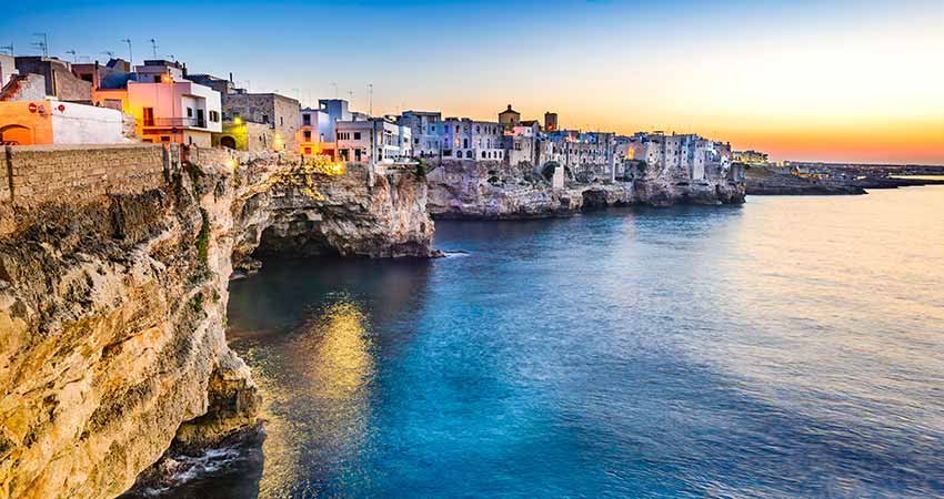 zboruri ieftine, vacante ieftine, travelator.ro, ponturi, calatorii, puglia, polignano a mare, italia, plaja