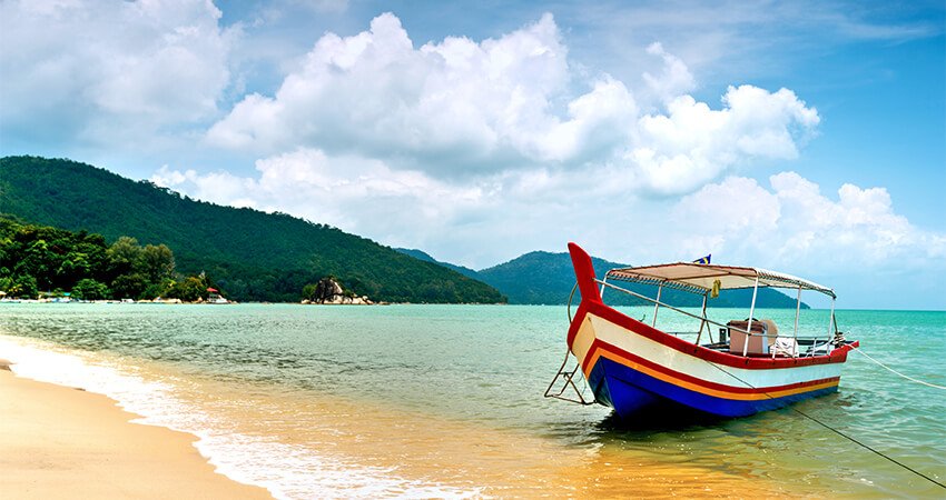 zboruri ieftine, vacante ieftine, travelator.ro, ponturi, calatorii, idei de vacanta, cazare ieftina, penang, malaezia, exotic, plaja